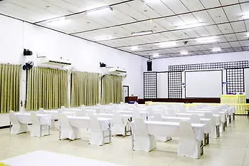 We Train Don Muang