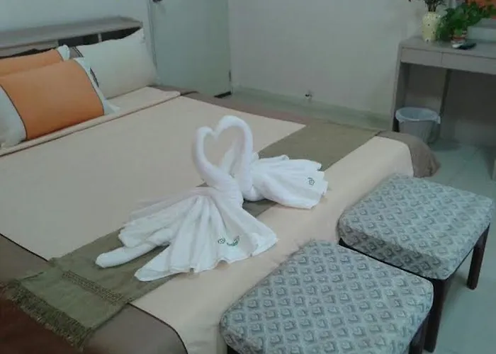 We Train Don Muang Hotel