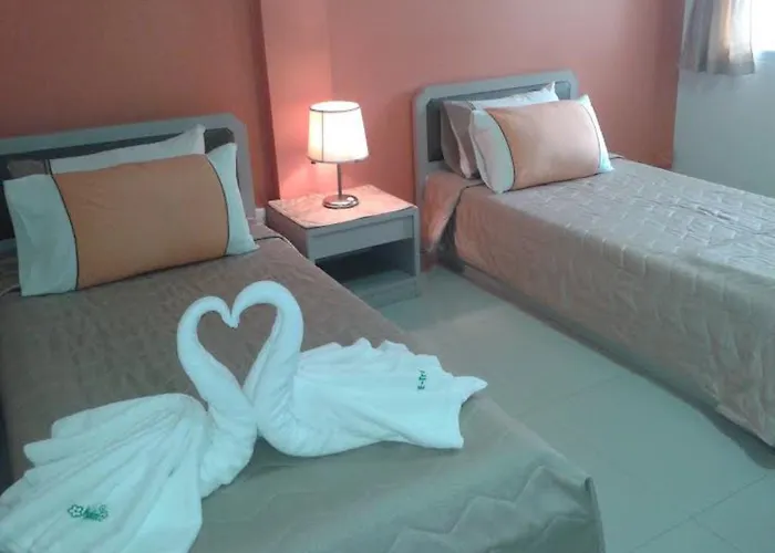 We Train Don Muang Hotel